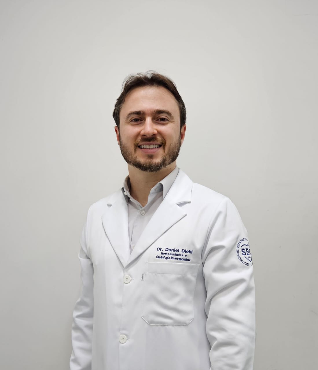 DR. DANIEL BOUCHABKI DE ALMEIDA DIEHL